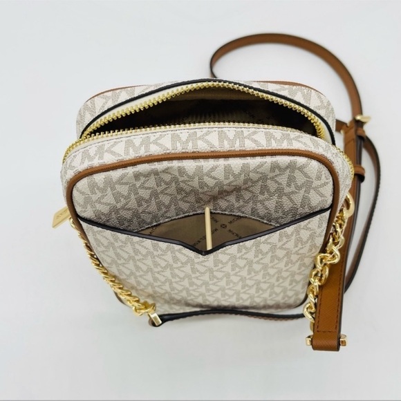 Michael Kors Medium NS Chain XBody Bag Vanilla/Brown - Picture 10 of 12